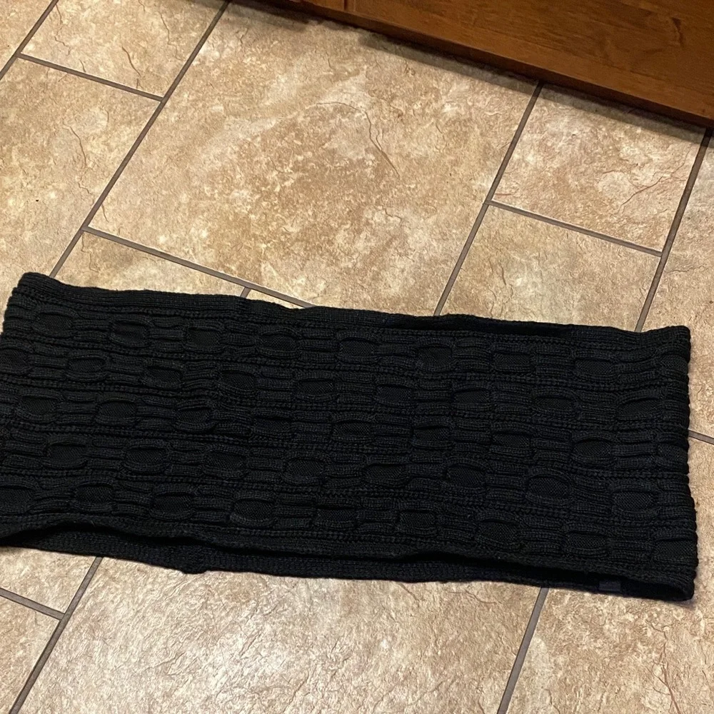 Calvin Klein Black Knit Infinity Scarf Unisex Fall Cozy Winter